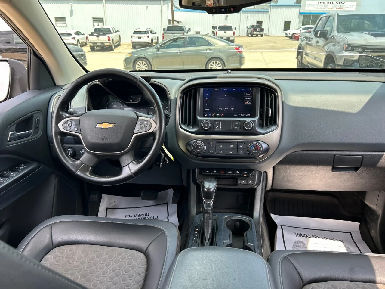 Used 2022 Black Chevrolet Z71 image 21
