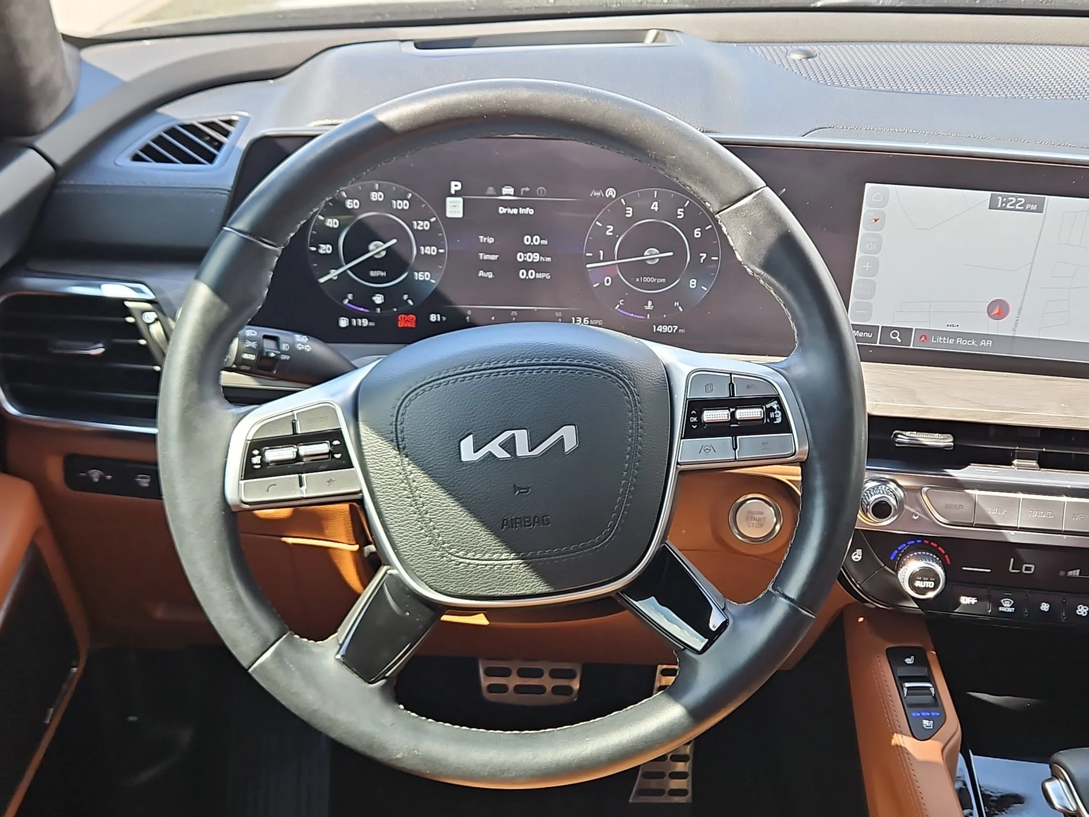 Used 2025 Panthera Metal Kia SX-Prestige X-Line image 27