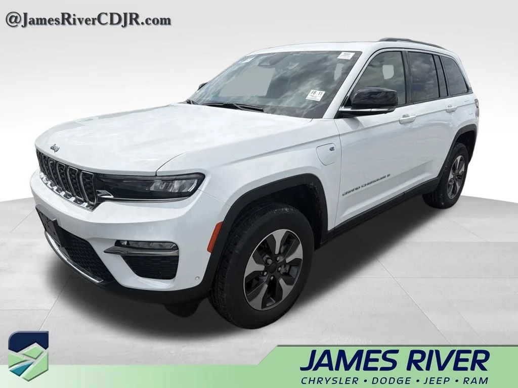 2022 Jeep Grand Cherokee 4xe 4x4's photo