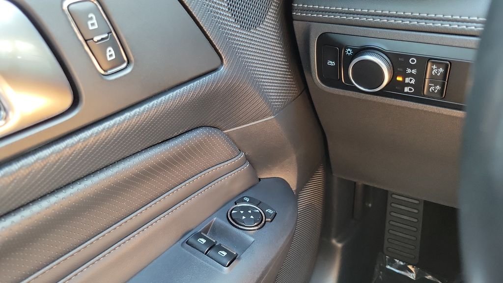 Used 2024 Blue Ford GT Premium image 19