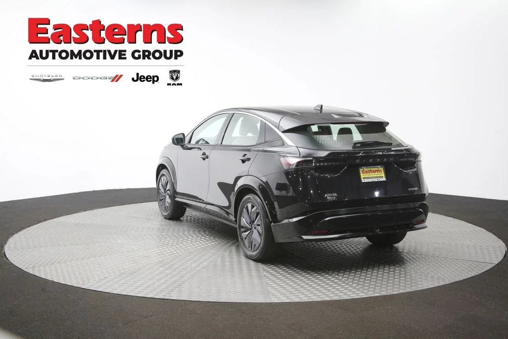 Used 2023 Black Nissan ENGAGE image 66