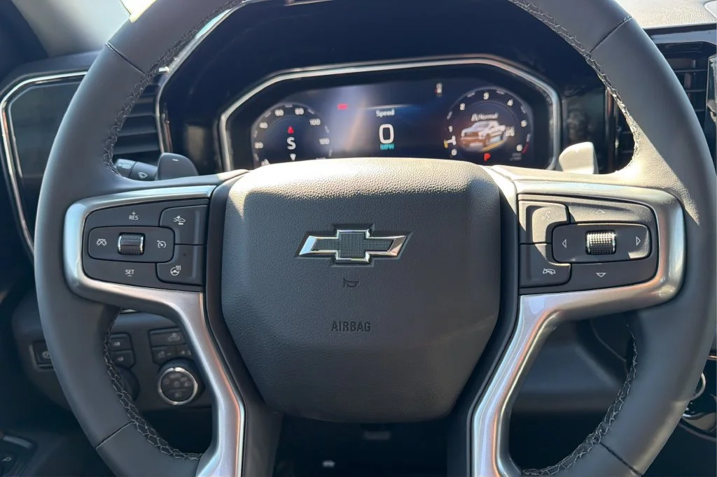 New 2026 Summit White Chevrolet LT Trail Boss image 23