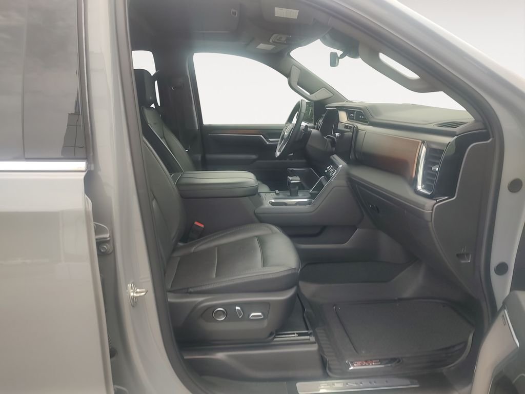 Used 2025 Gray GMC Denali image 15