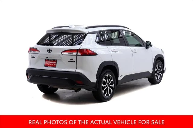 Certified Used 2024 WIND CHILL PEARL Toyota  image 2