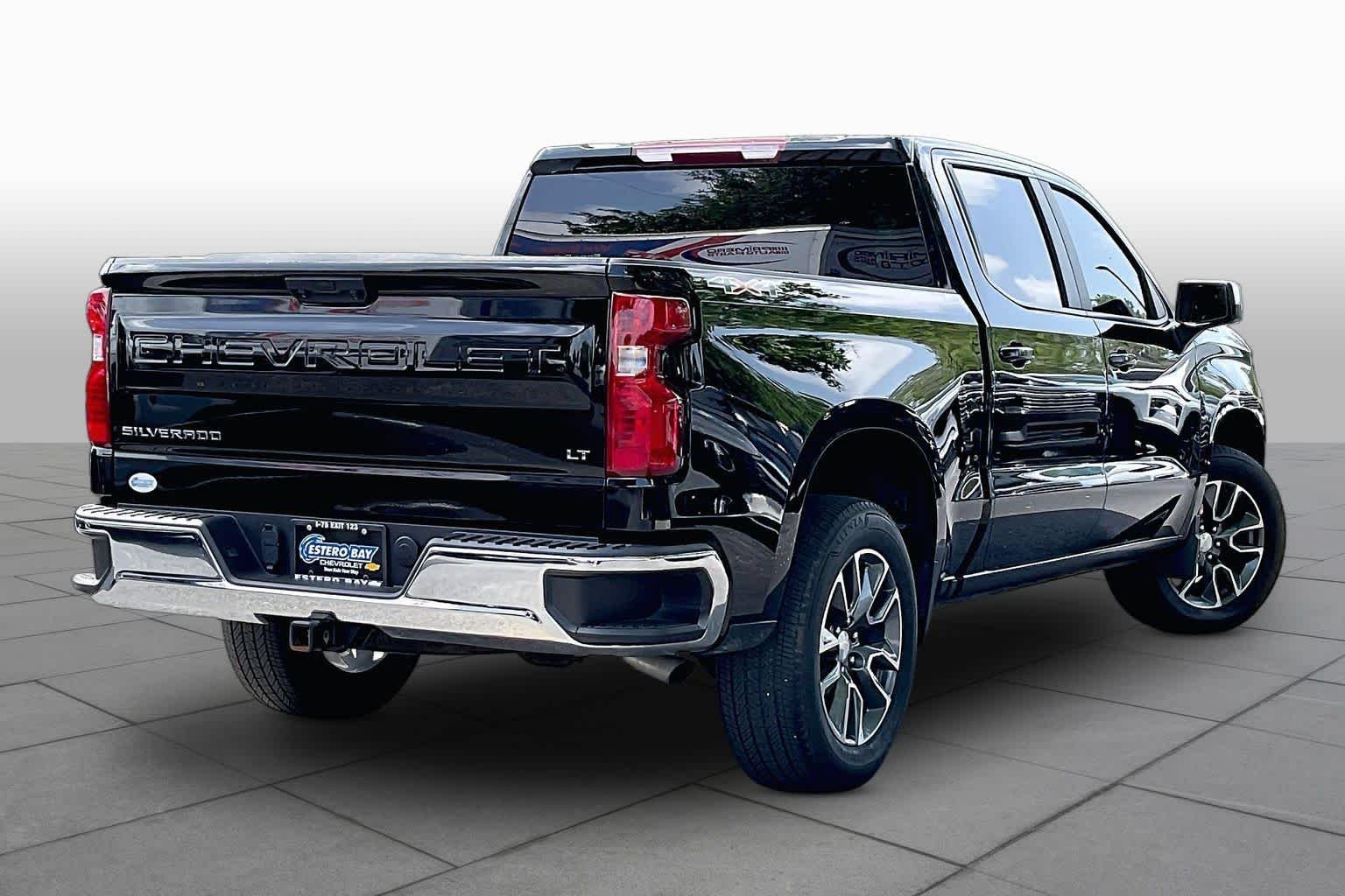 Used 2023 Black Chevrolet LT image 13