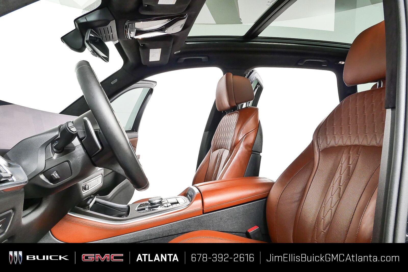 Used 2024 Black Sapphire Metallic BMW xDrive40i image 5