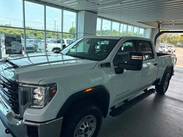 Used 2022 SUMMIT WHITE GMC Pro image 1