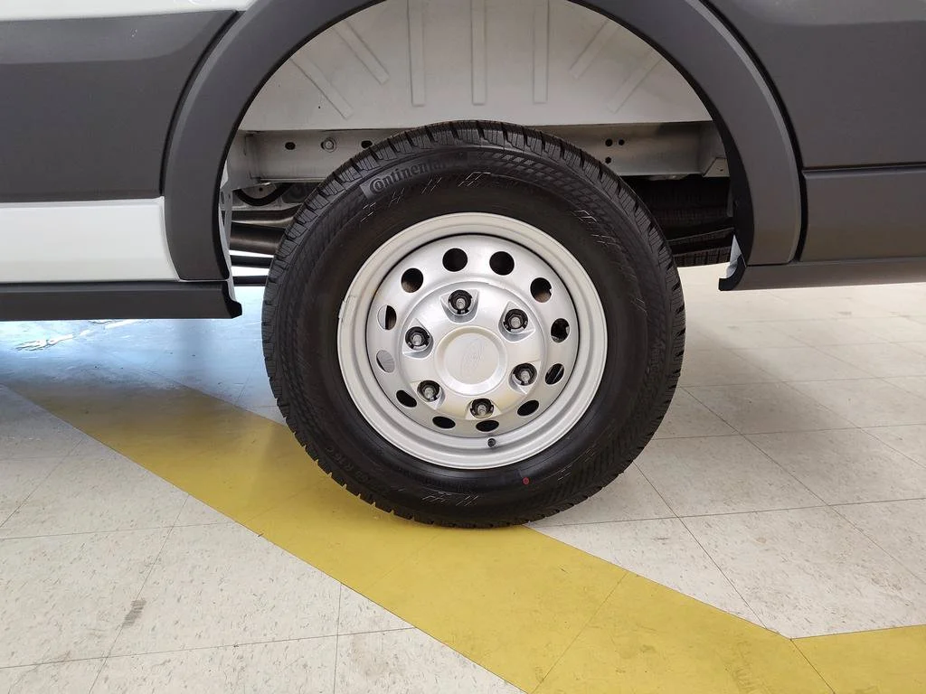 New 2027 Oxford White Ford Cargo Van image 26