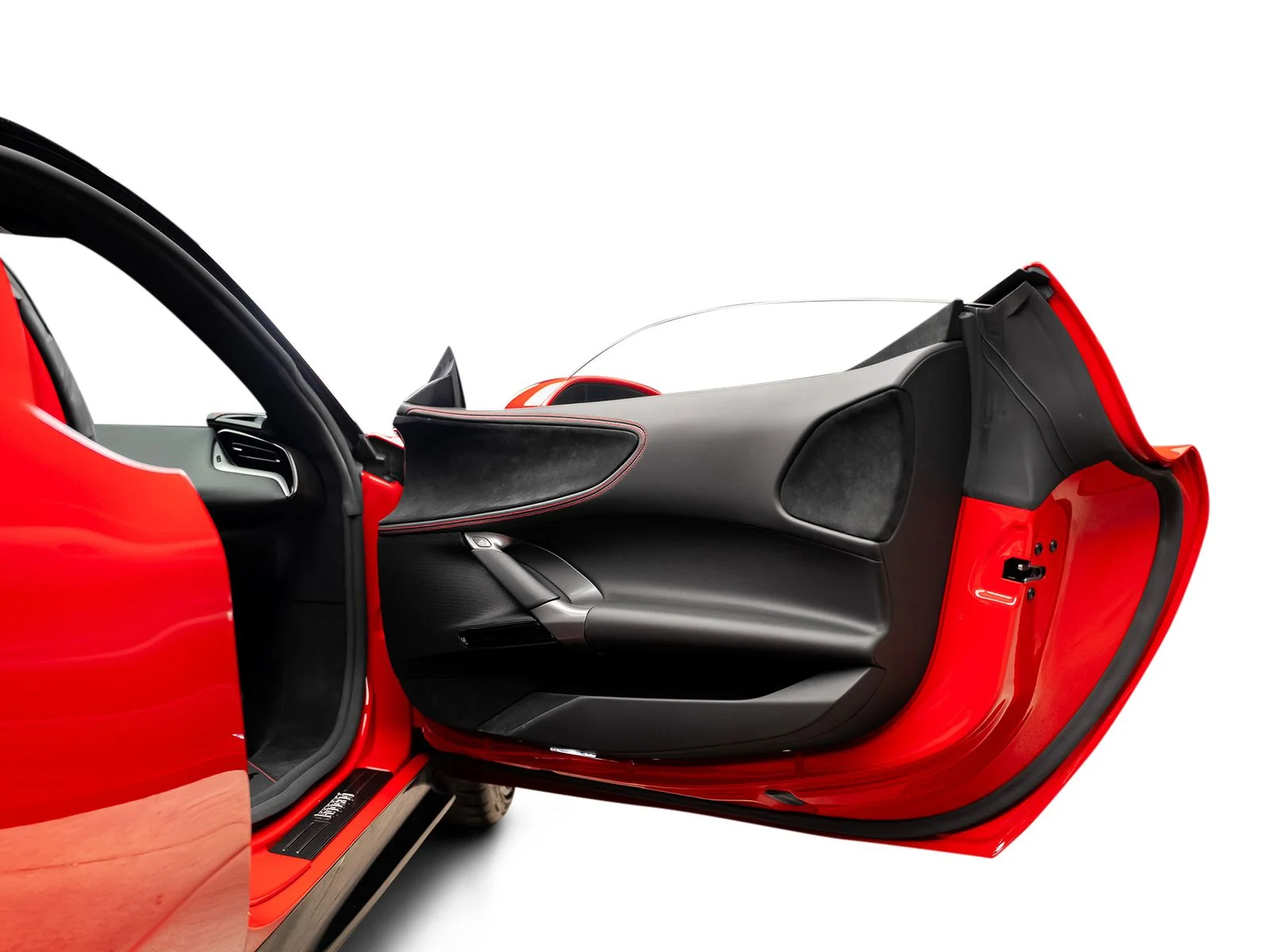 Used 2022 Red Ferrari Base image 59