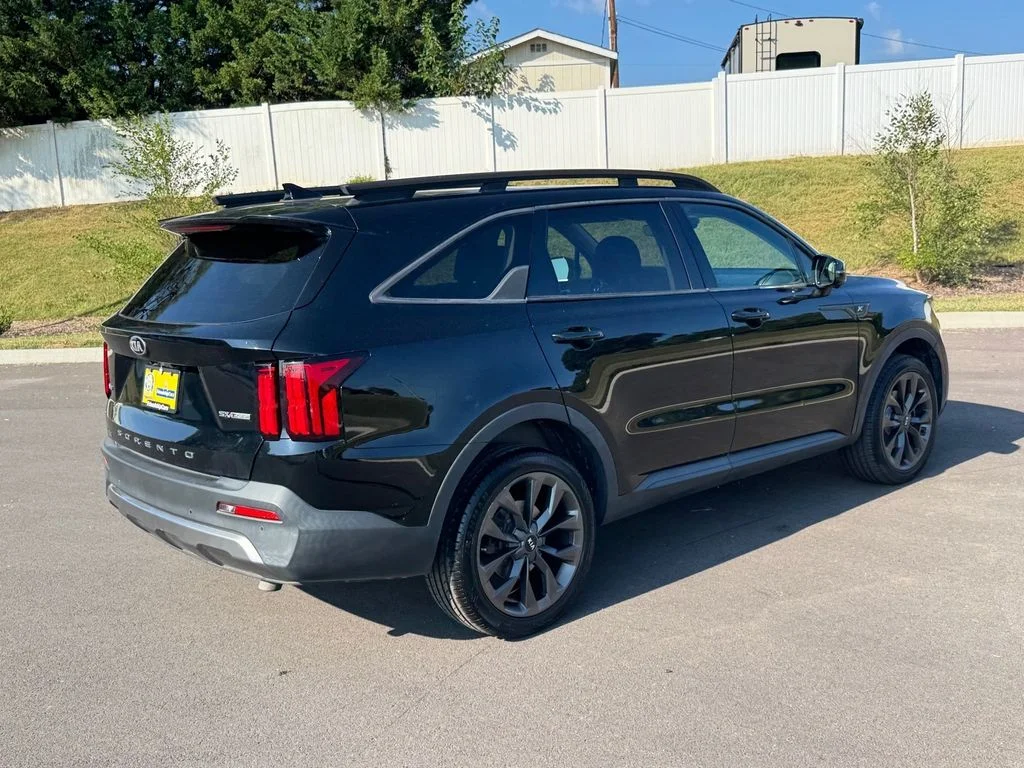 Used 2021 Black Kia SX Prestige X-Line image 4