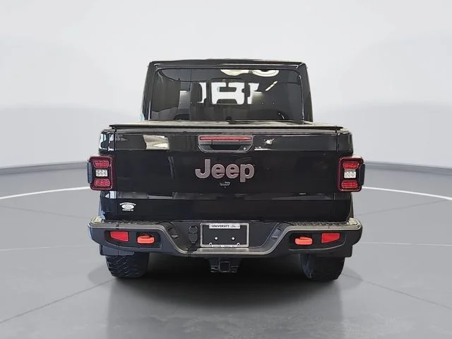 Used 2022 Black Jeep Mojave image 4