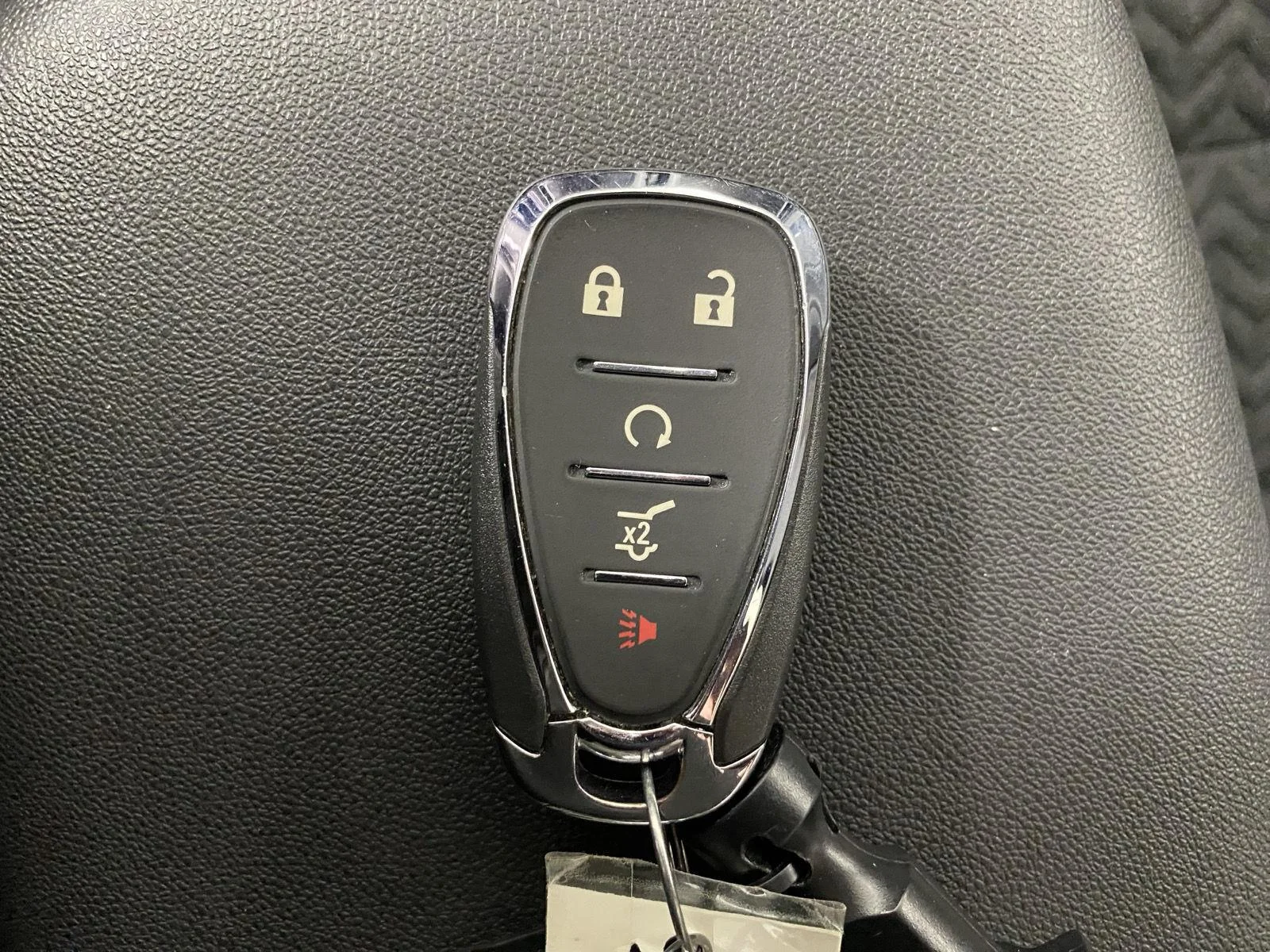 Used 2024 Sterling Gray Metallic Chevrolet LT image 18