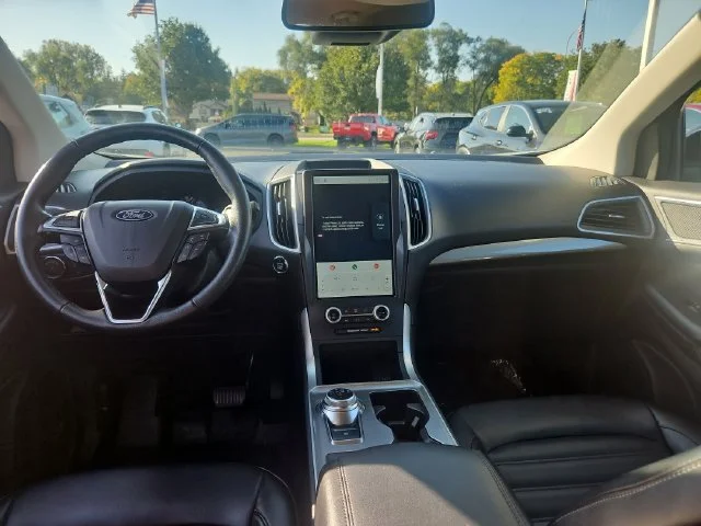 Used 2023 White Ford SEL image 26