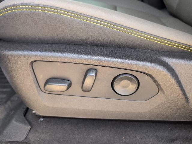 2026 Chevrolet Colorado ZR2 - Photo 13