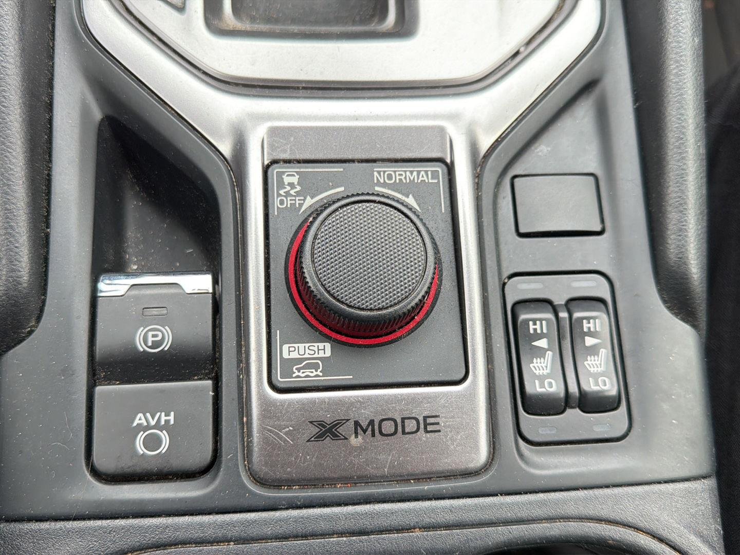 Used 2020 Crystal White Pearl Subaru Premium image 14