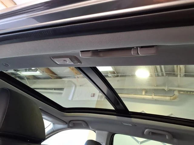Used 2025 Liquid Carbon Metallic Acura Base image 20
