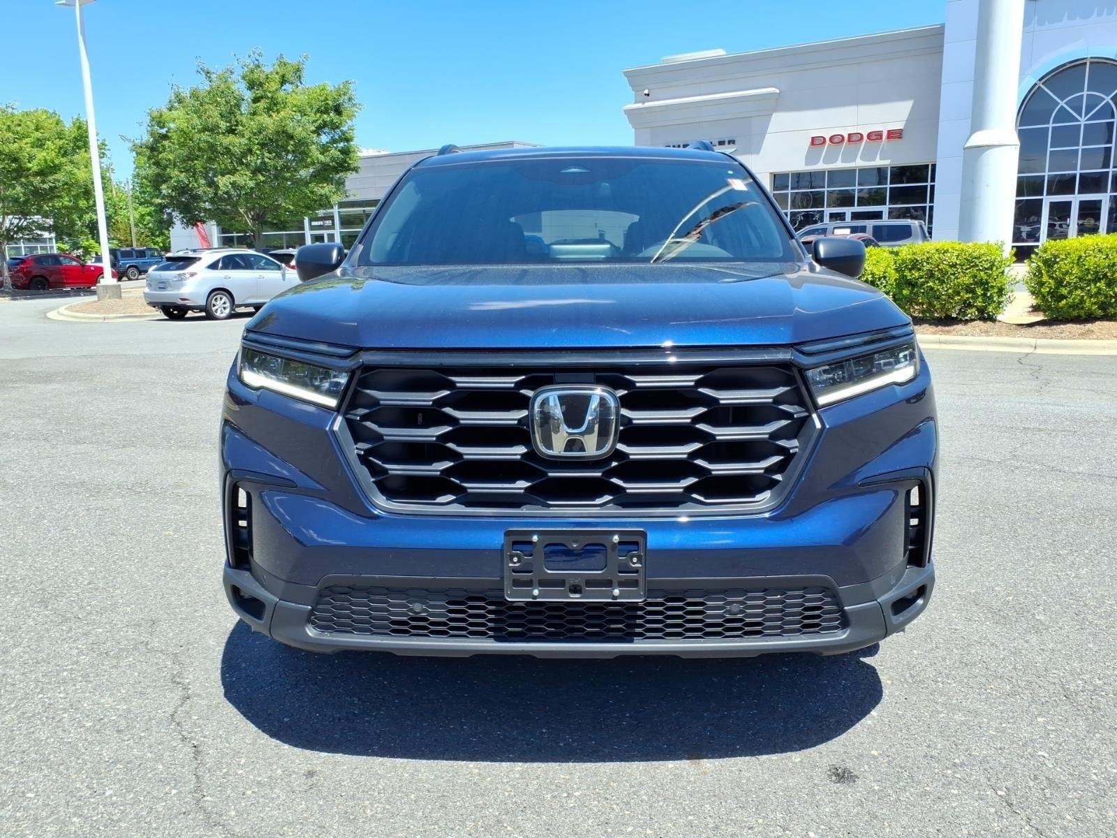 Used 2025  Honda Sport image 12