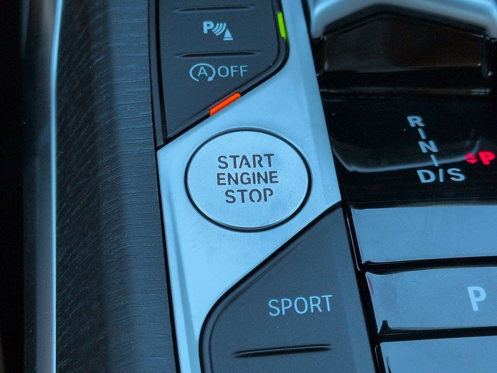 New 2026 Alpine White BMW 330i xDrive image 28
