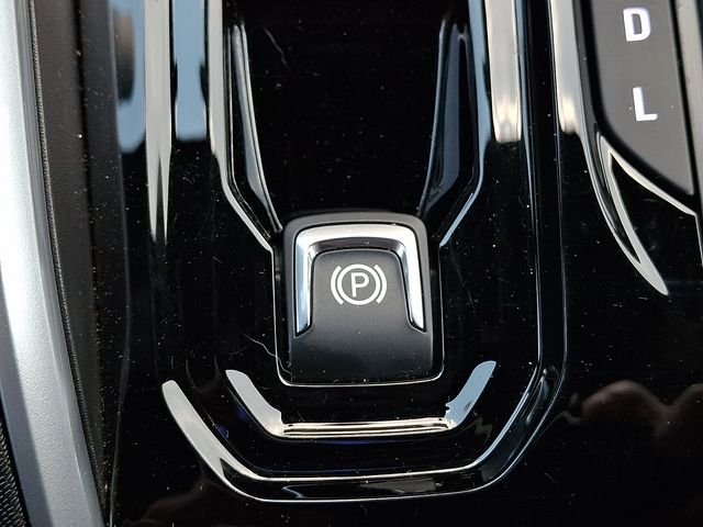 Used 2025 Gray Chevrolet Trail Boss image 24