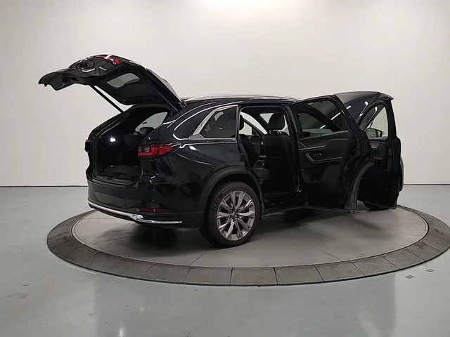 Used 2025 Black Mazda 3.3 Turbo Premium Plus image 13