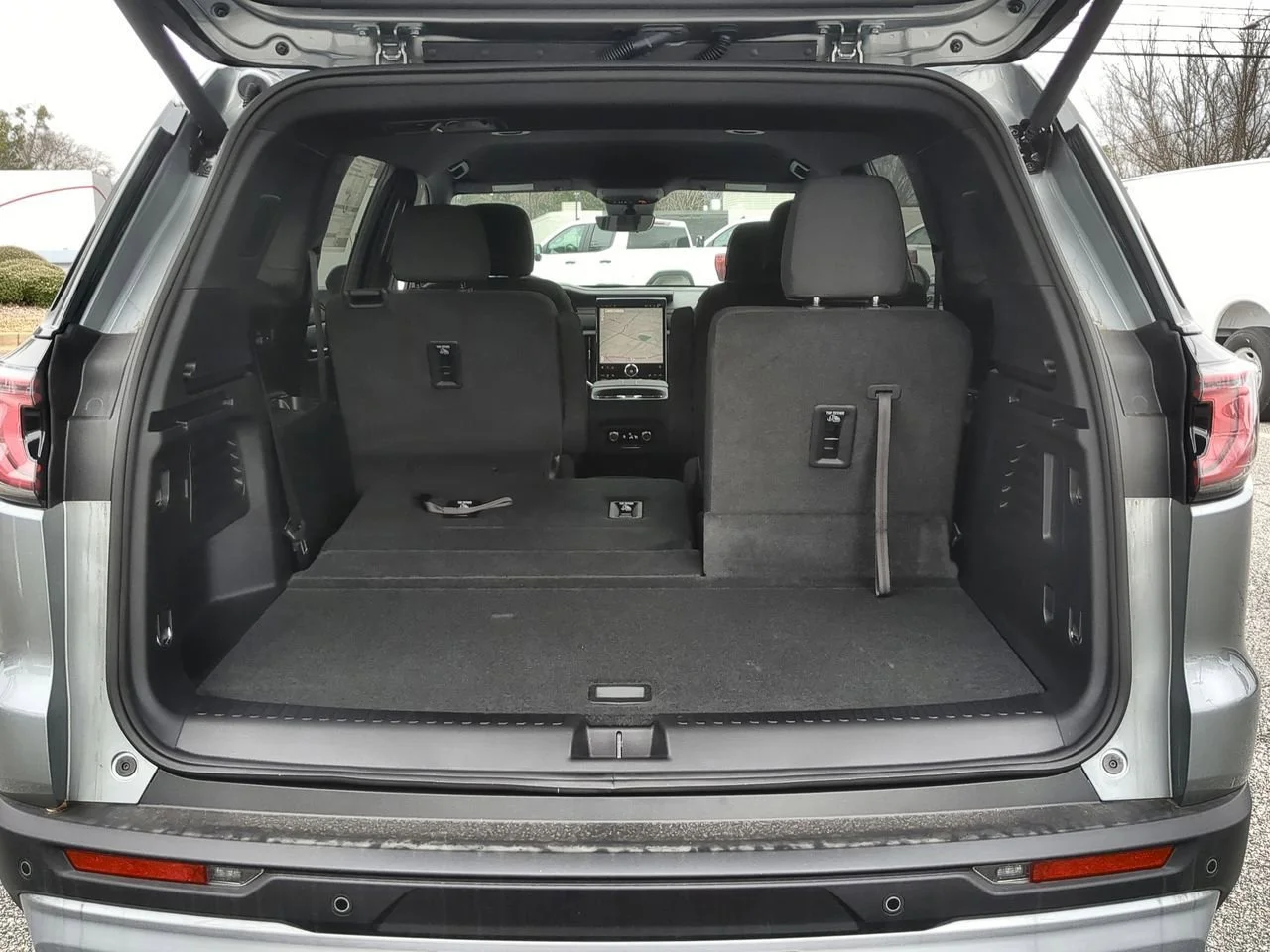 New 2026 Sterling Metallic GMC Elevation image 26