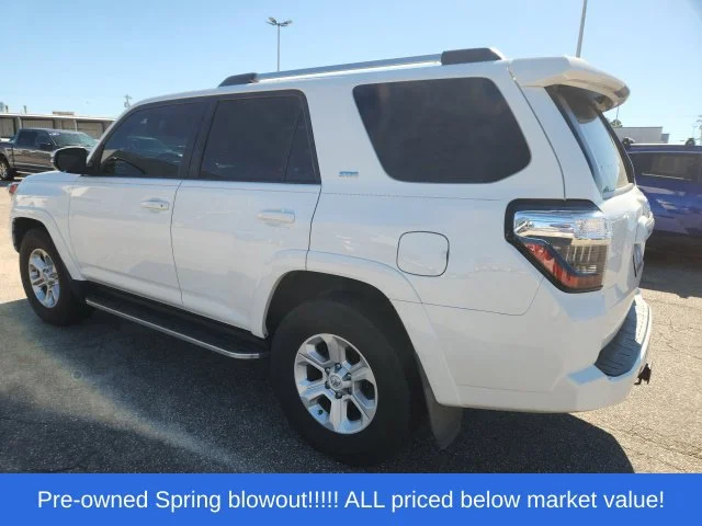 Used 2021 White Toyota SR5 Premium image 8