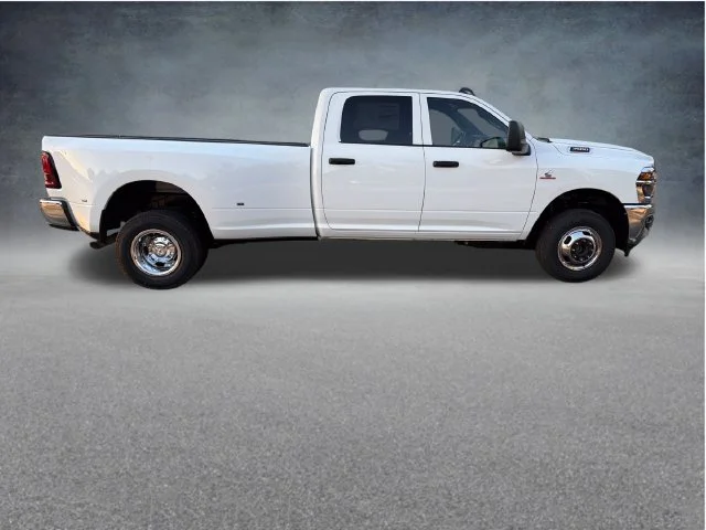 New 2027 Bright White Clear-Coat Exterior Paint RAM Tradesman image 9