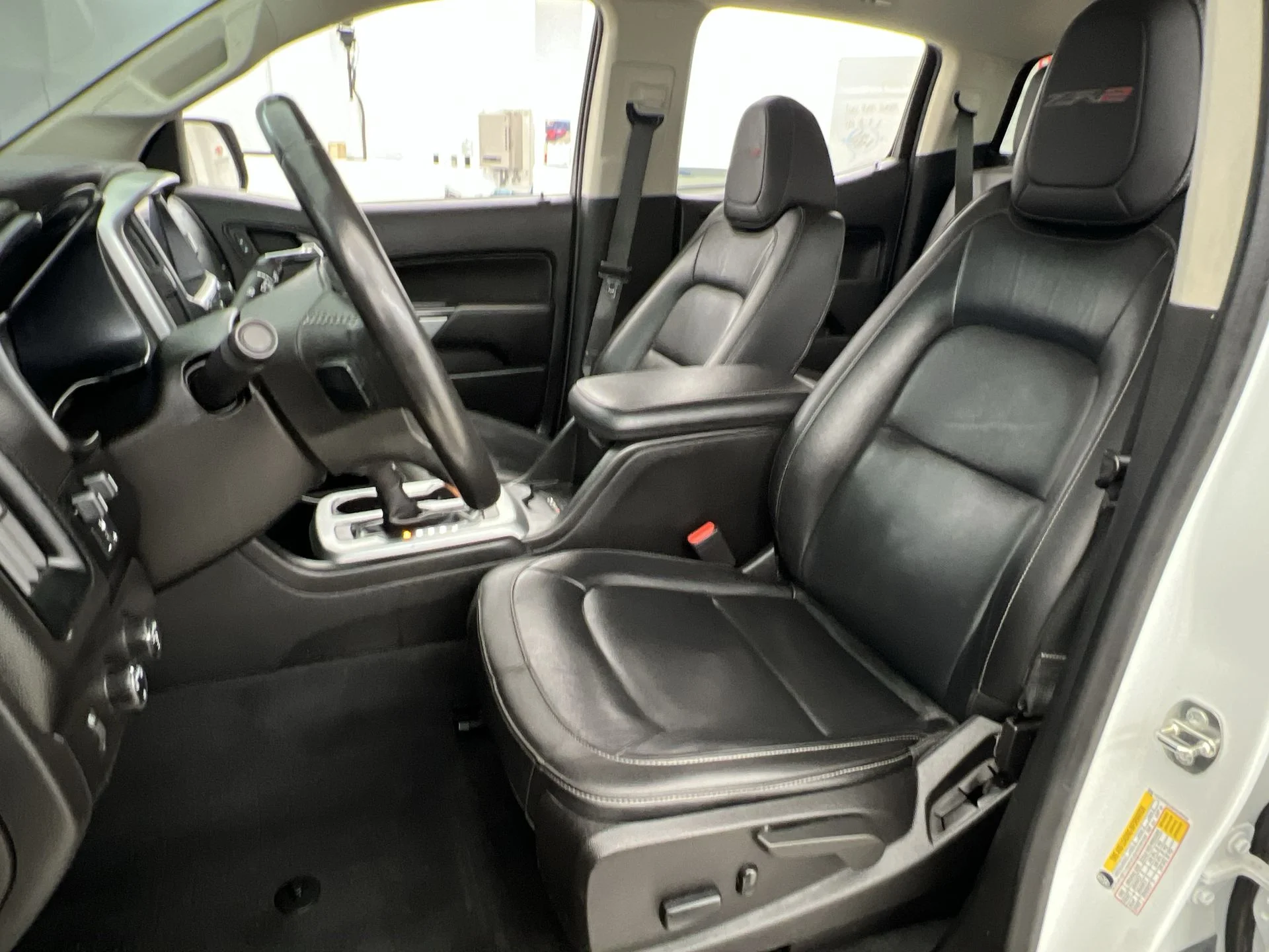 2019 Chevrolet Colorado ZR2 - Photo 9