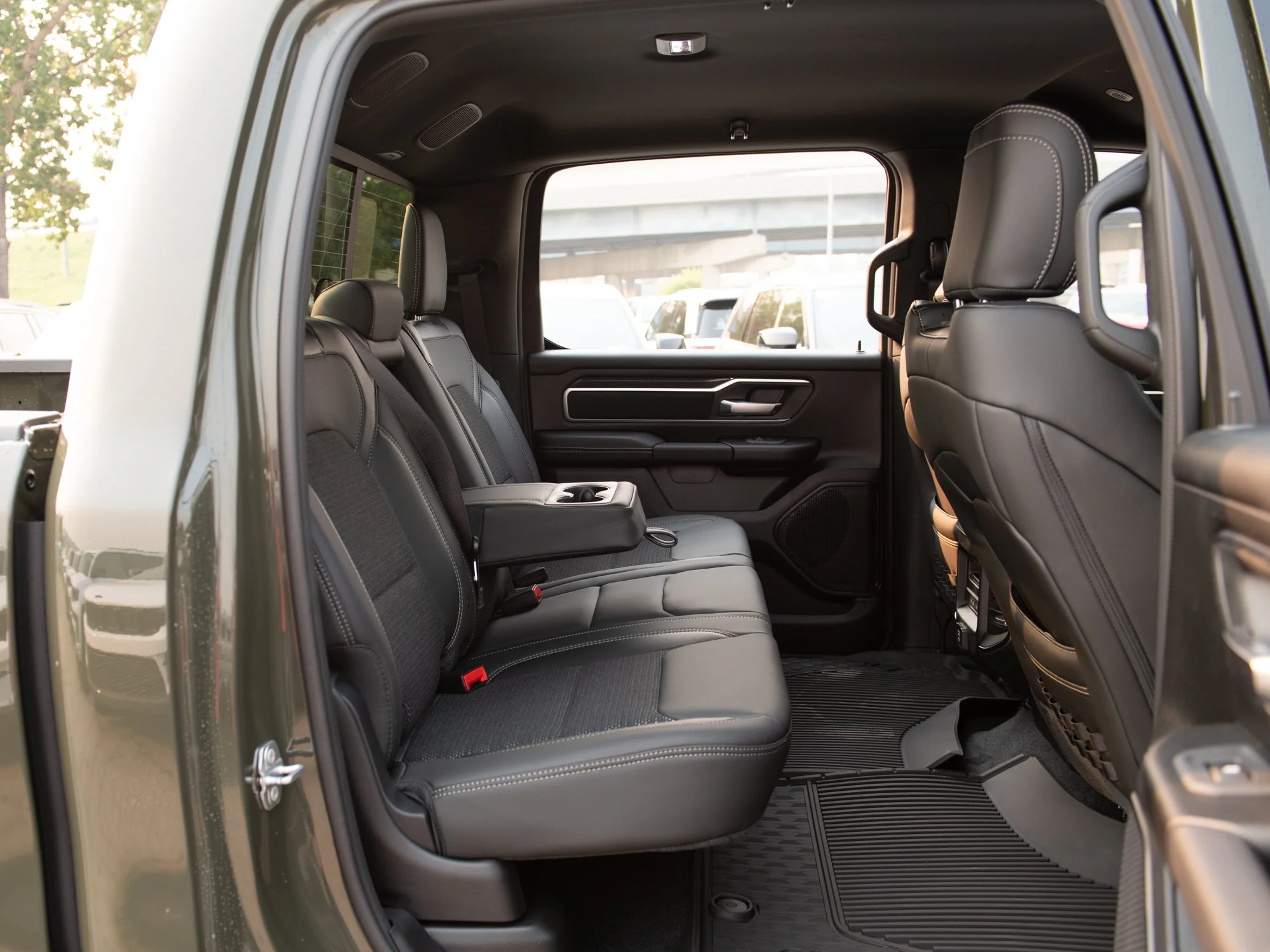 New 2026 Tan RAM Big Horn* Crew Cab 4x4, HEMI V8 image 29