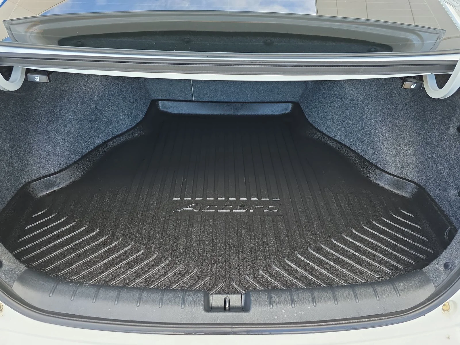 Used 2016  Honda EX-L image 14