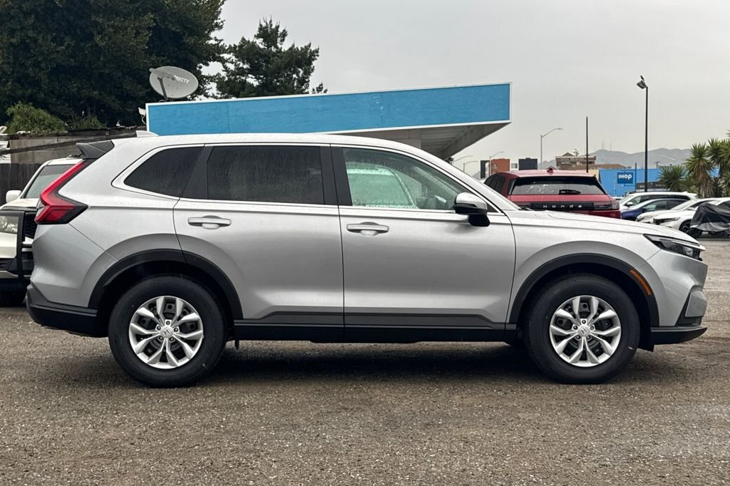 New 2026 Solar Silver Metallic Honda LX image 3
