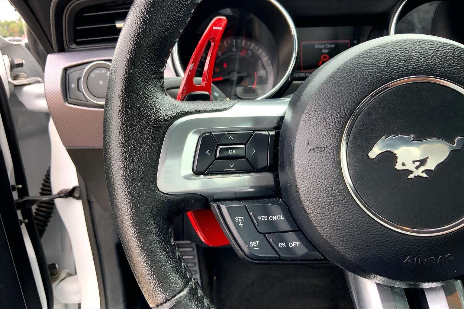 Used 2015 Oxford White Ford EcoBoost image 20