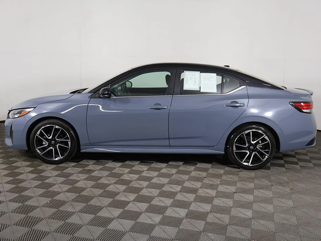 Used 2024 Gray Metallic Nissan SR image 15