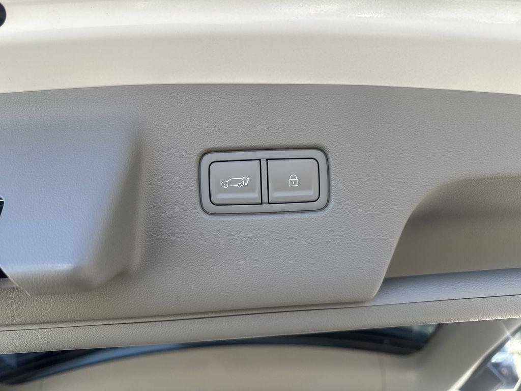 New 2026 Creamy White Pearl Hyundai Limited FWD image 31