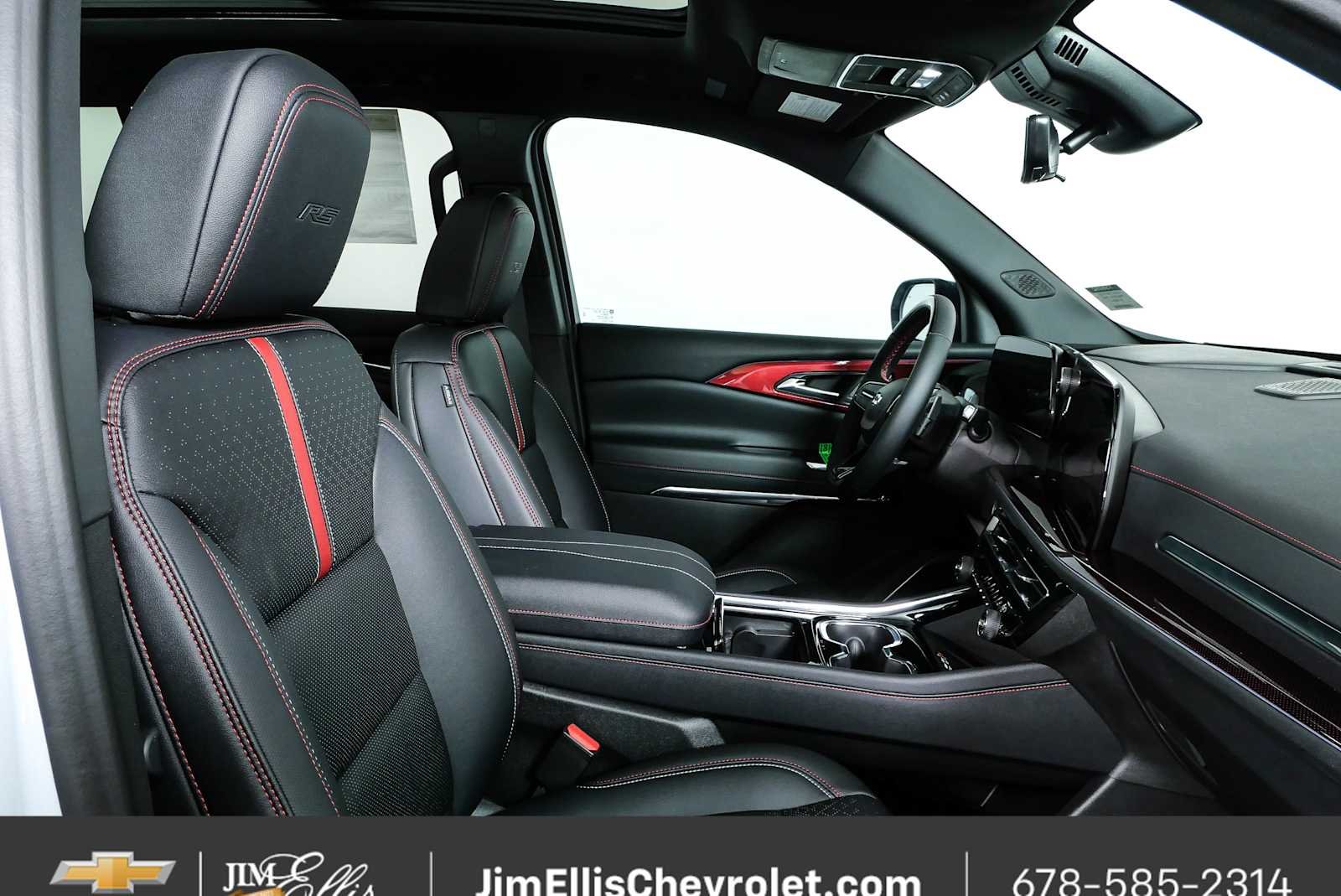 New 2026 Polar White Tricoat Chevrolet RS image 24