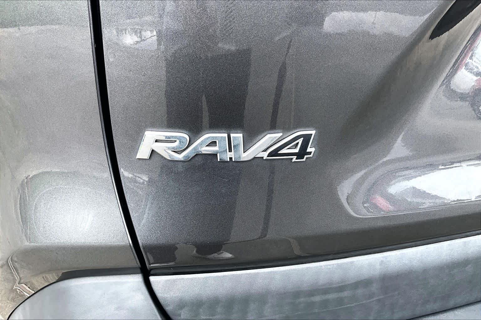 Used 2022 Magnetic Gray Metallic Toyota Hybrid LE image 30