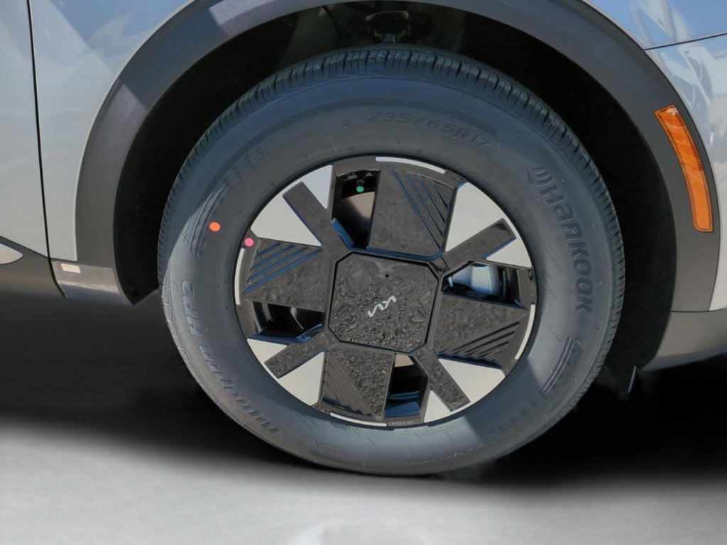 2026 Kia Sportage LX Hybrid - Photo 13