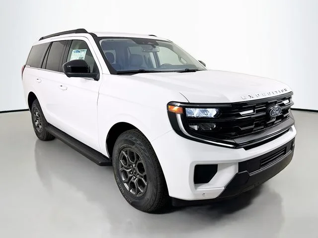 2025 Ford Expedition Active 4x4's photo