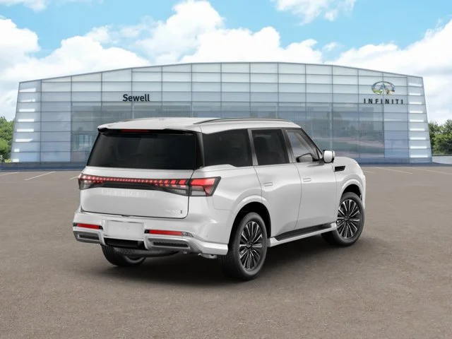 New 2027 RADIANT WHITE INFINITI Luxe 4WD image 5