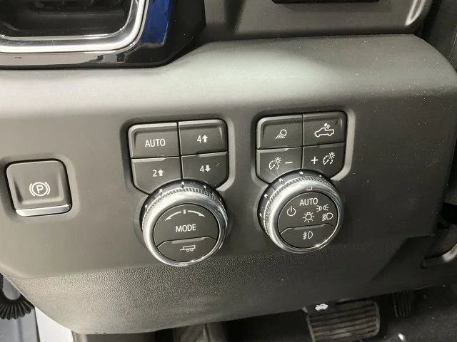 2026 GMC Sierra 2500HD Denali Ultimate - Photo 29