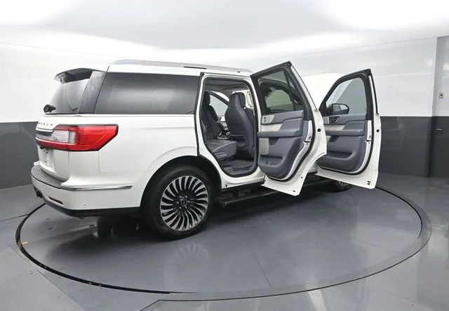 Used 2020 White Lincoln Black Label image 41