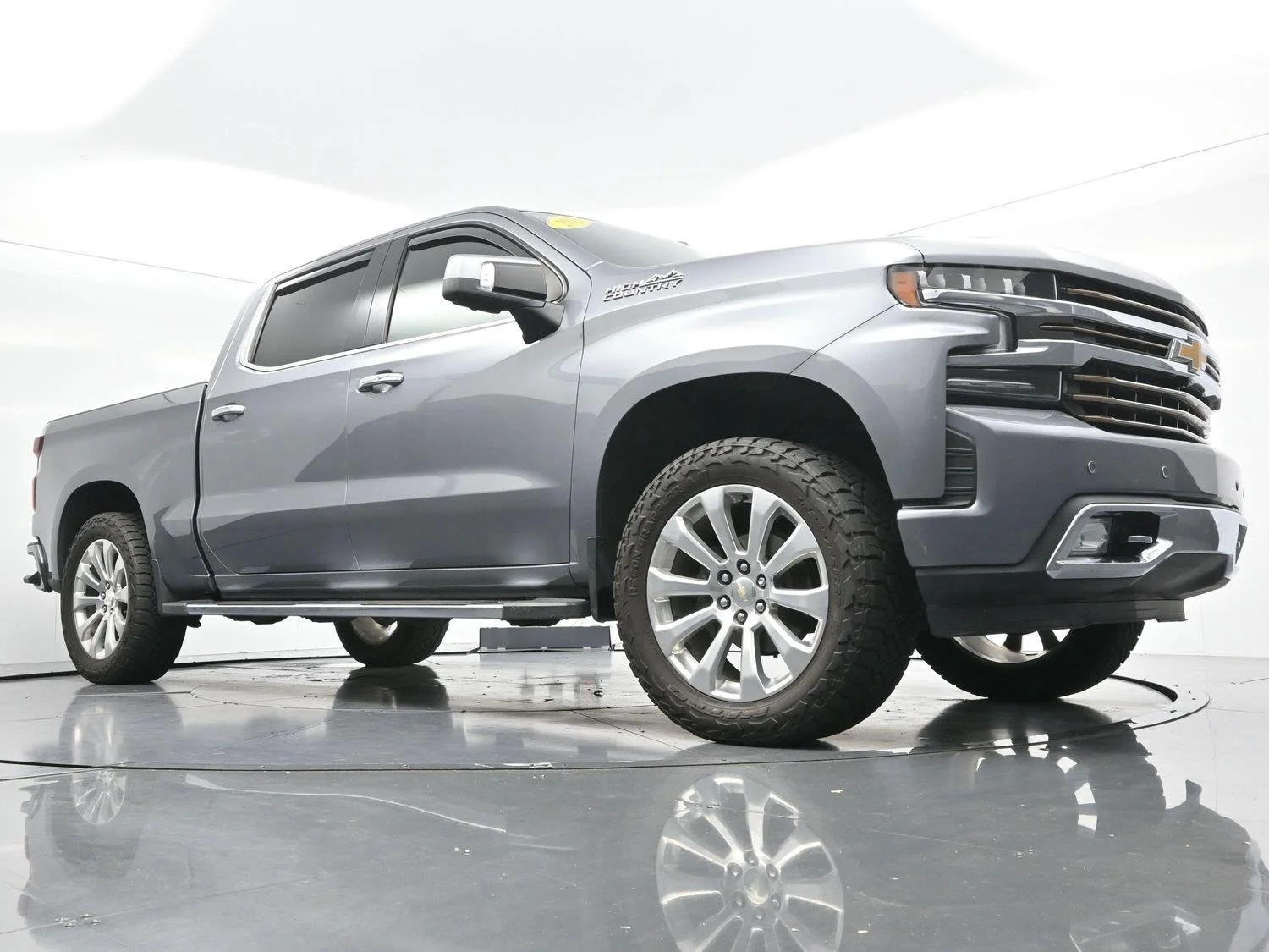 Used 2019 Satin Steel Metallic Chevrolet High Country image 49