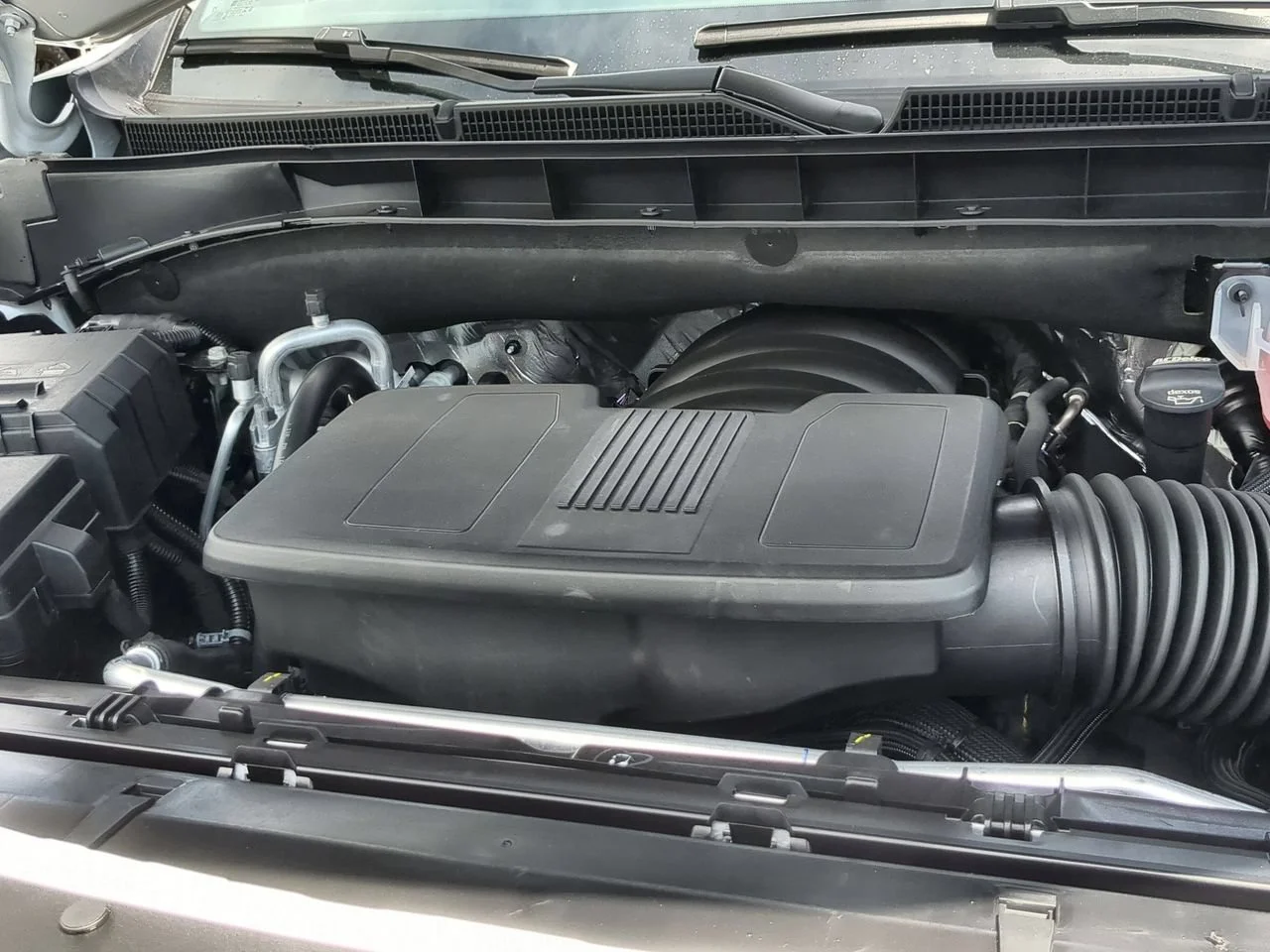 New 2026 Summit White GMC Elevation image 30