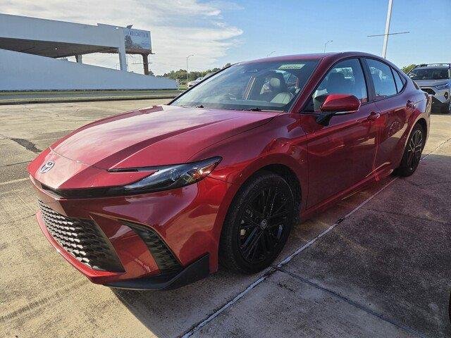 Used 2026 Supersonic Red Toyota SE image 1