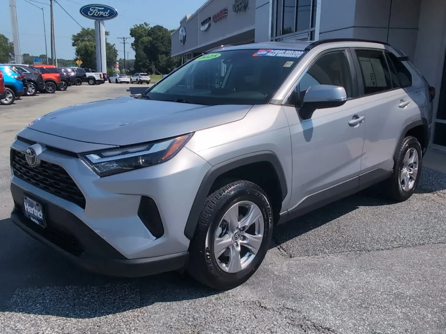 Certified Used 2025 Silver Sky Metallic Toyota XLE image 3