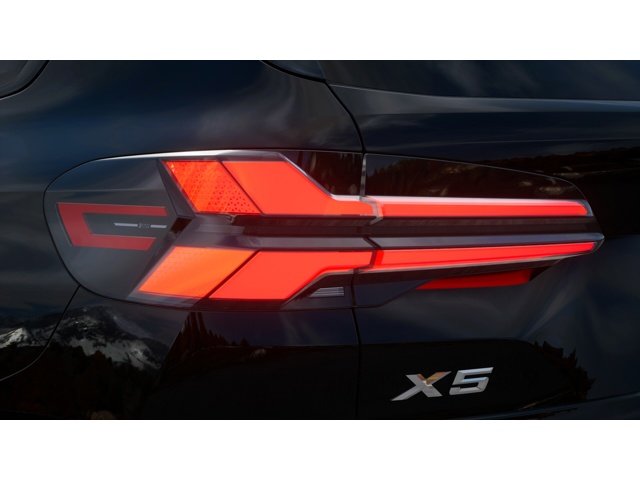 New 2026 Black Sapphire Metallic BMW sDrive40i image 8