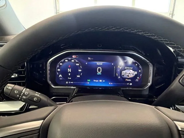 New 2026 Summit White Chevrolet LT image 38