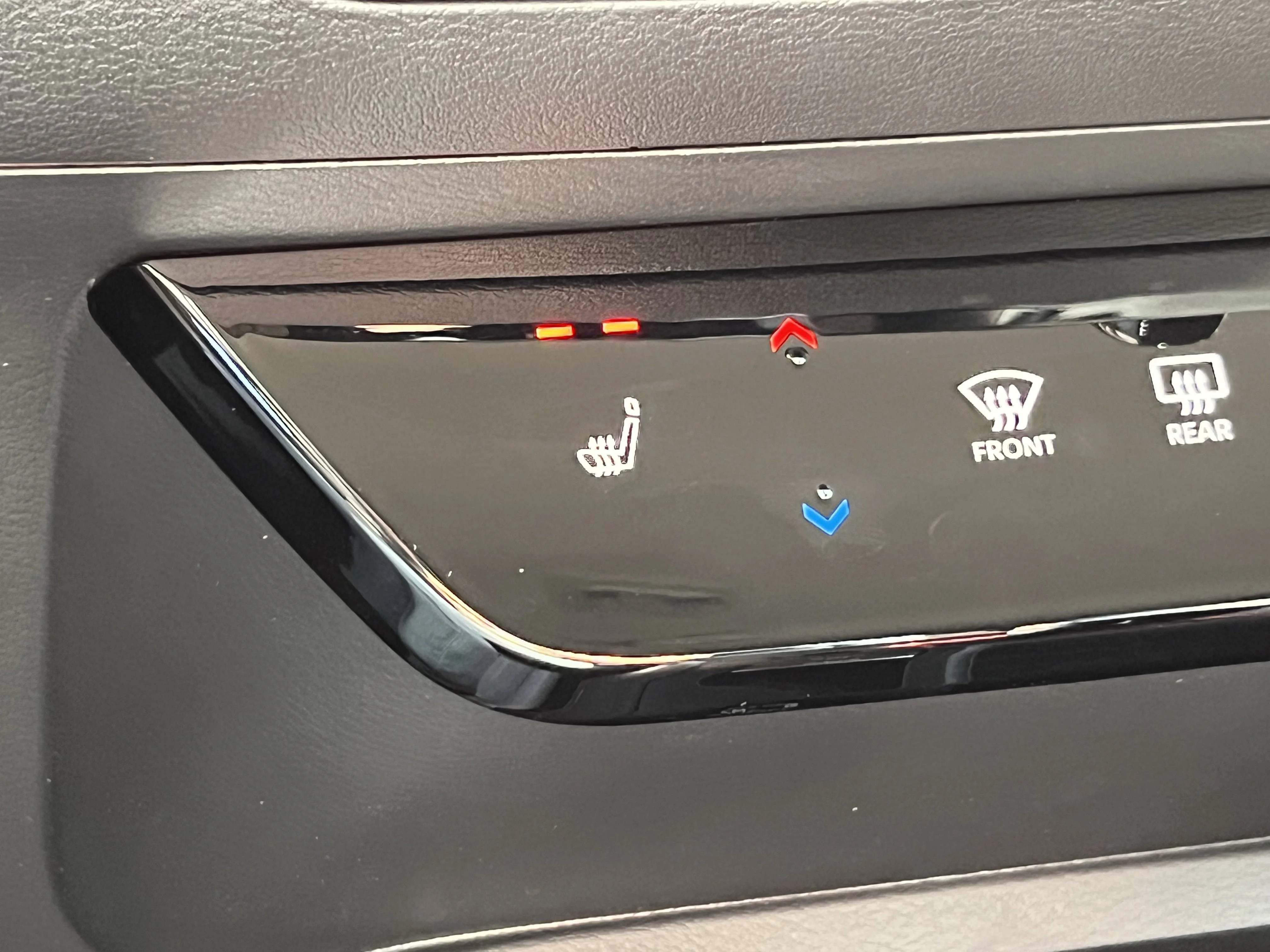 2026 Nissan KICKS SR AWD - Photo 30