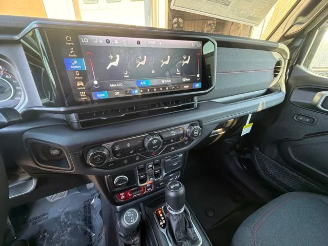 New 2026 Black Clearcoat Jeep Rubicon image 20