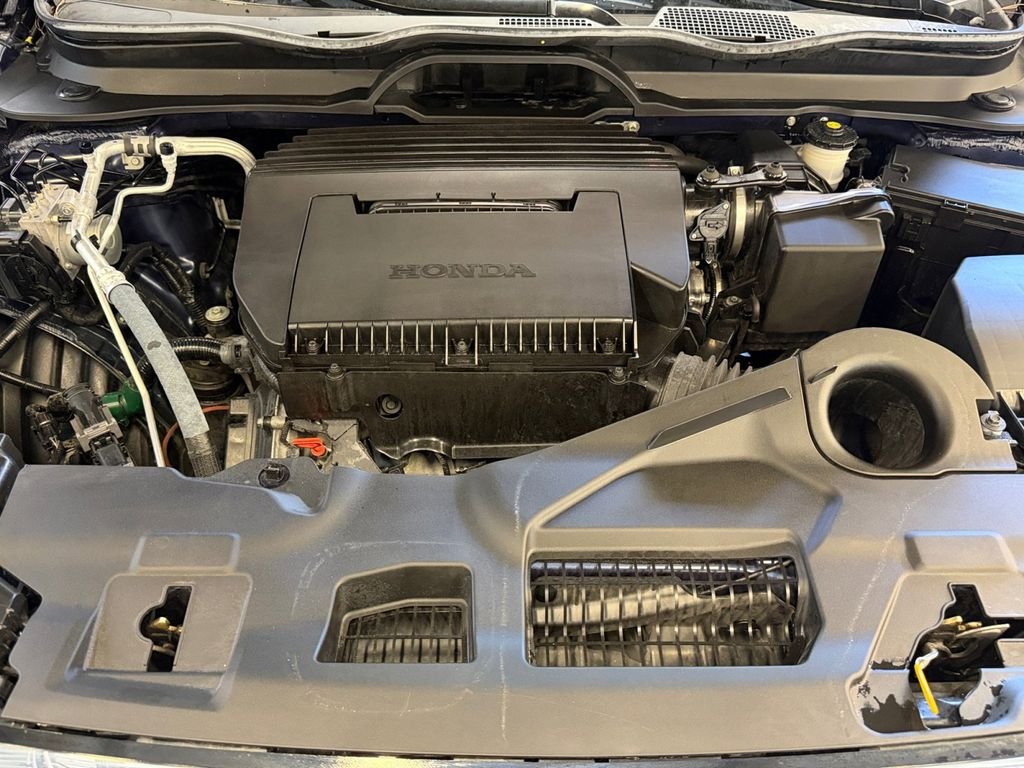 Used 2025 Blue Honda Touring image 14